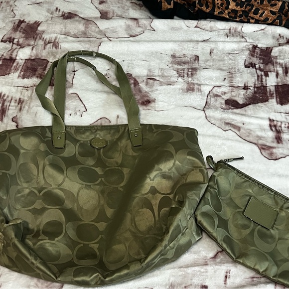 Coach Olive Green Signature Canvas Tote Set - Picture 2 of 9